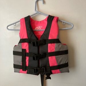 Kids Bass Pro Life Jacket